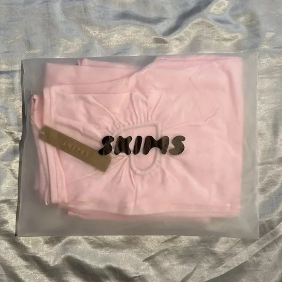 SKIMS - Cotton Jersey Heart Flare Legging - Picture 2 of 2